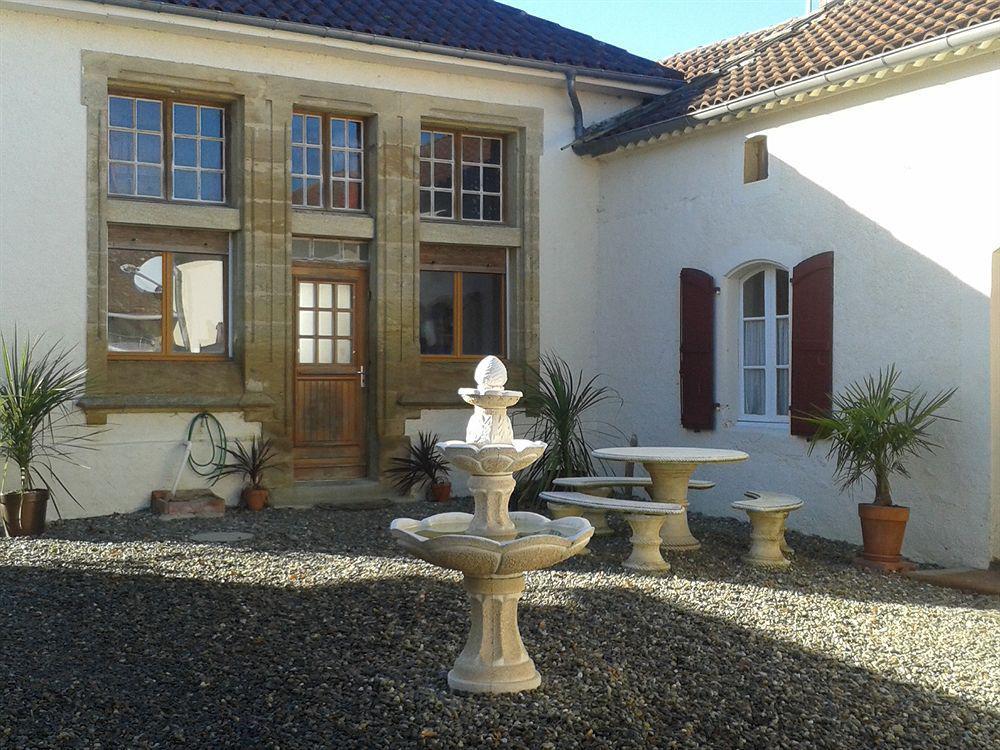 Ancienne Ecole Bed & Breakfast 4*